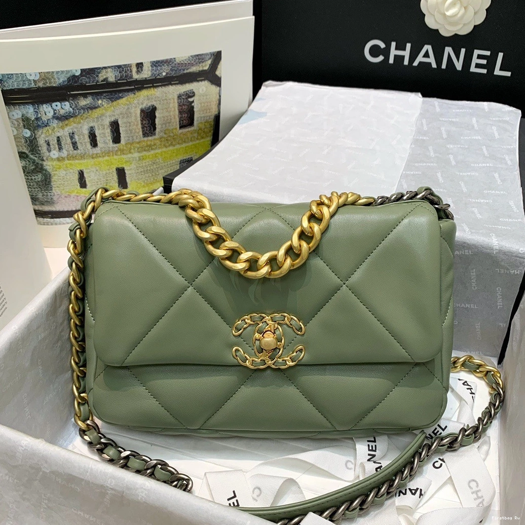 Firstbag Ru FLAP BAG CHANEL 19 0812